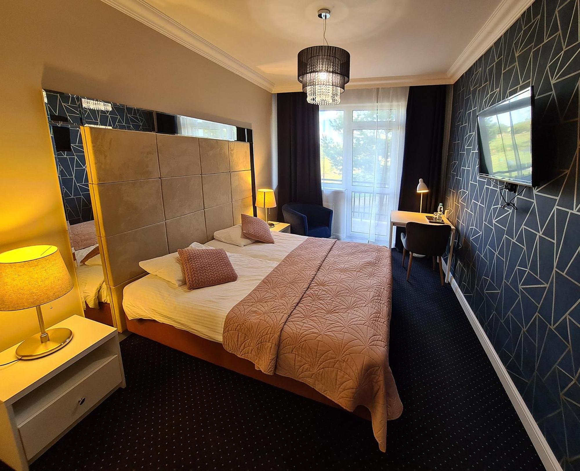 Hotel Kurpia Arte Nowogrod Luaran gambar