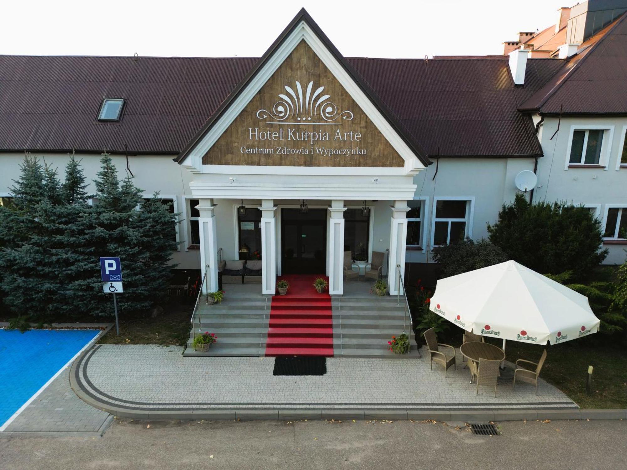 Hotel Kurpia Arte Nowogrod Luaran gambar