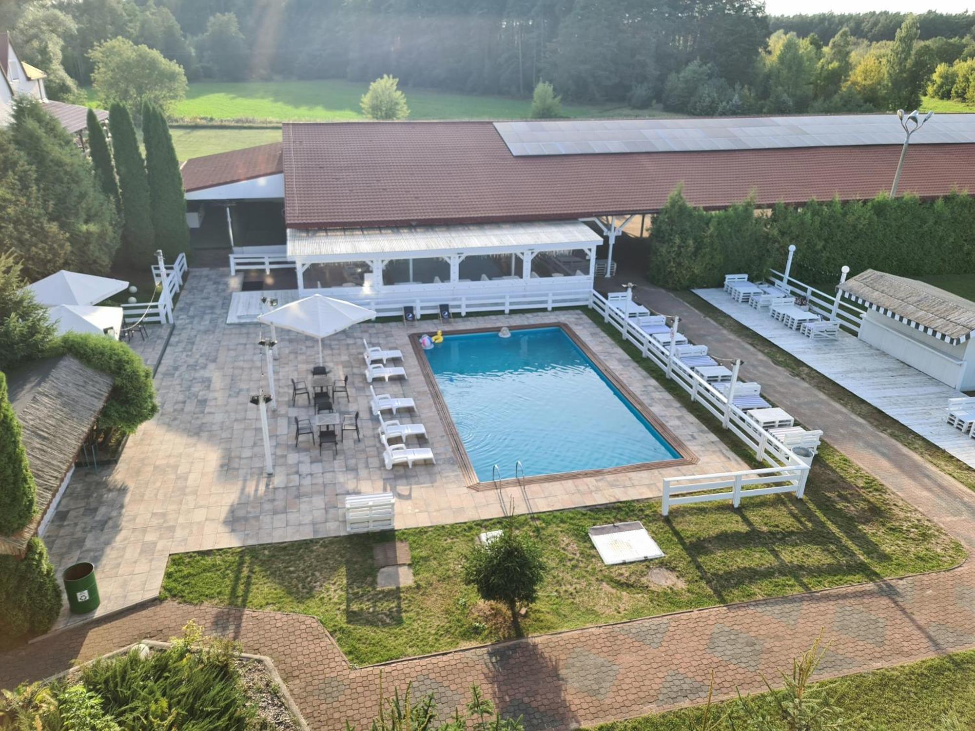 Hotel Kurpia Arte Nowogrod Luaran gambar
