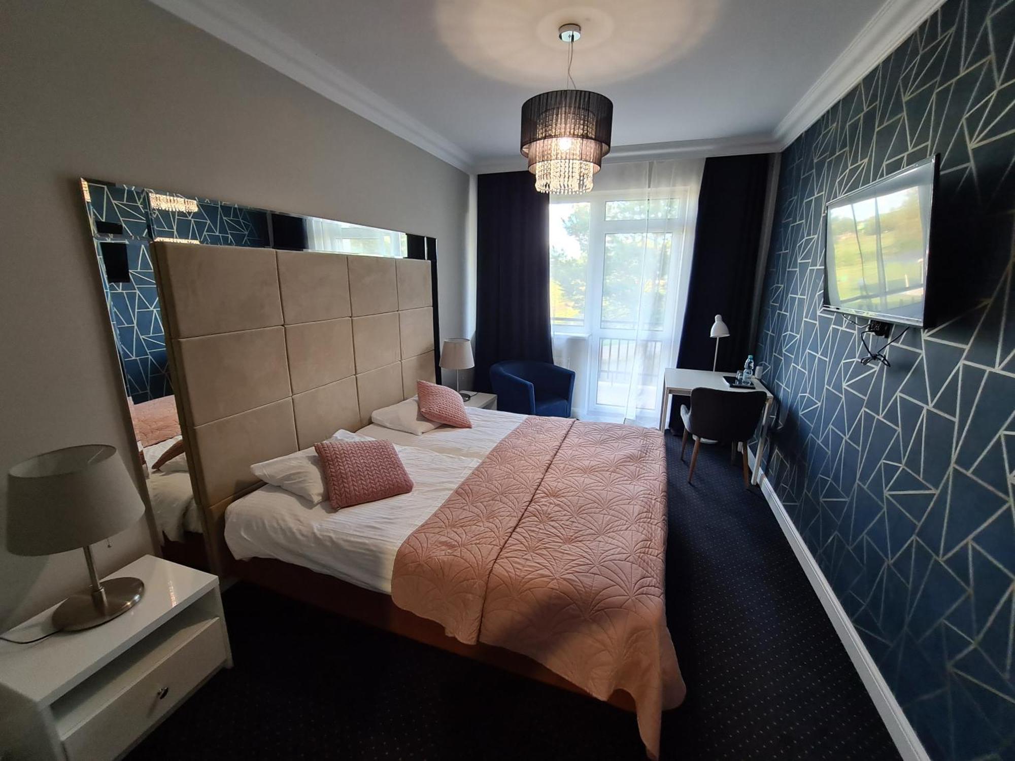 Hotel Kurpia Arte Nowogrod Luaran gambar